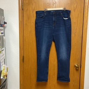 Men’s Old Navy Jeans Athletic fit. Built in flex. Size 42/30